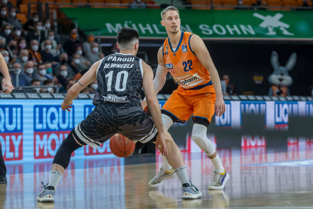 强有力竞争 强有力竞争